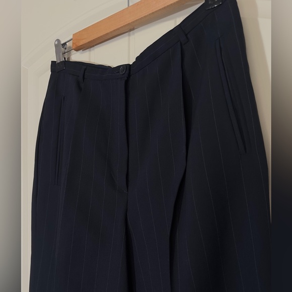GIORGIO ARMANI LE COLLEZIONI PLEATED PINSTRIPE TROUSER - Picture 2 of 11